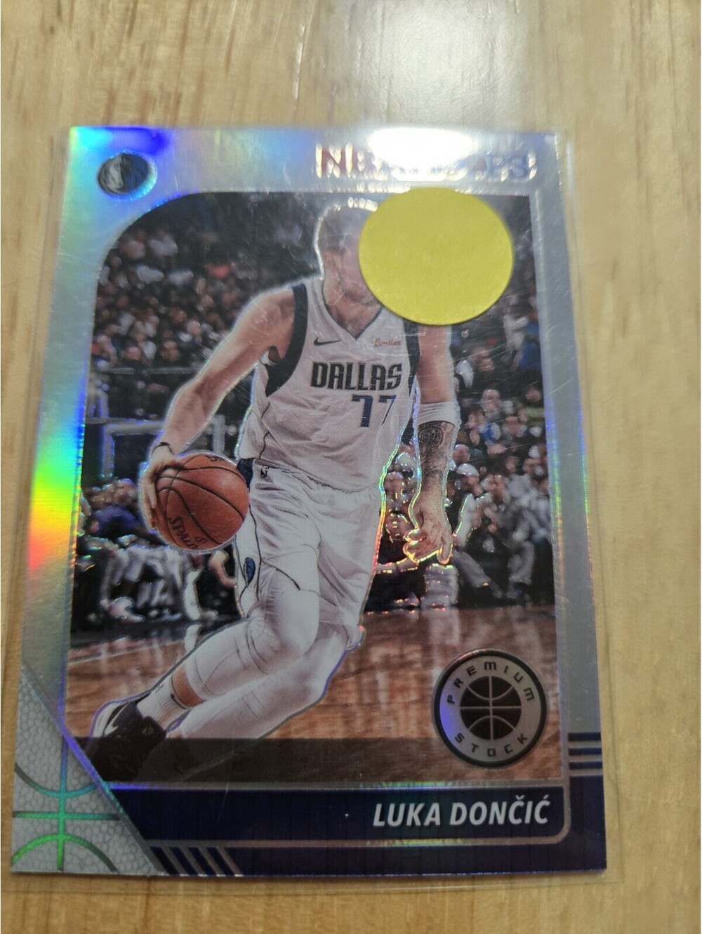 2019-20 Panini NBA Hoops Premium Stock - Luka Dončić #39 Silver Prizm